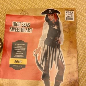 Halloween High Sea Sweetheart size 14-16